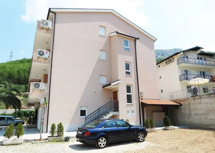Apartments Ljubicic