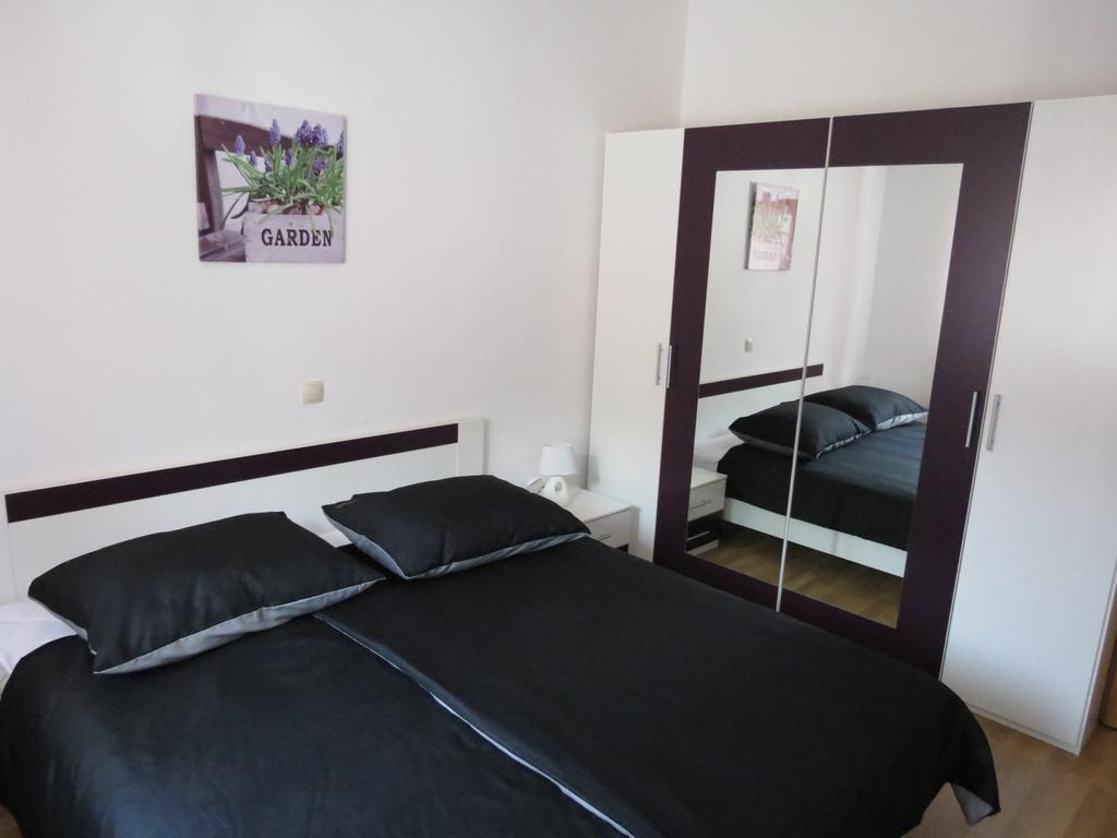 Ljubicic Apartment